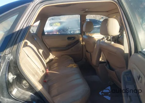 1996 Toyota Avalon Xl/Xls z USA, uszkodzony, nr VIN 4T1BF12B3TU075845